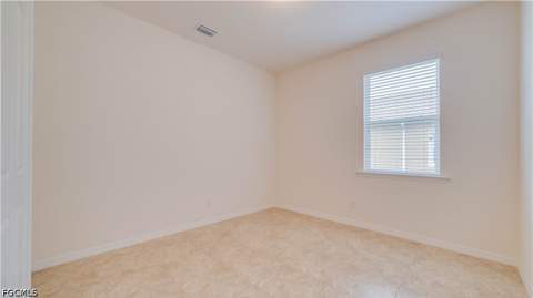 3036 Sunset Pointe Cir, Cape Coral FL - photo 10 of 39