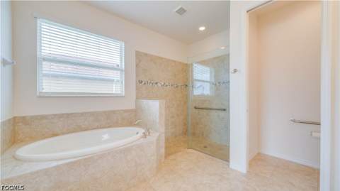 3036 Sunset Pointe Cir, Cape Coral FL - photo 22 of 39