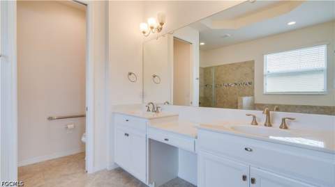 3036 Sunset Pointe Cir, Cape Coral FL - photo 23 of 39