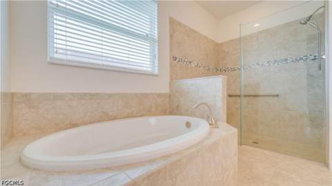 3036 Sunset Pointe Cir, Cape Coral FL - photo 24 of 39