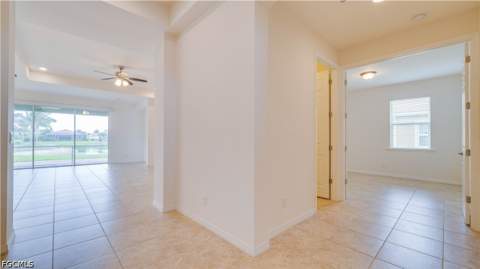 3036 Sunset Pointe Cir, Cape Coral FL - photo 9 of 39