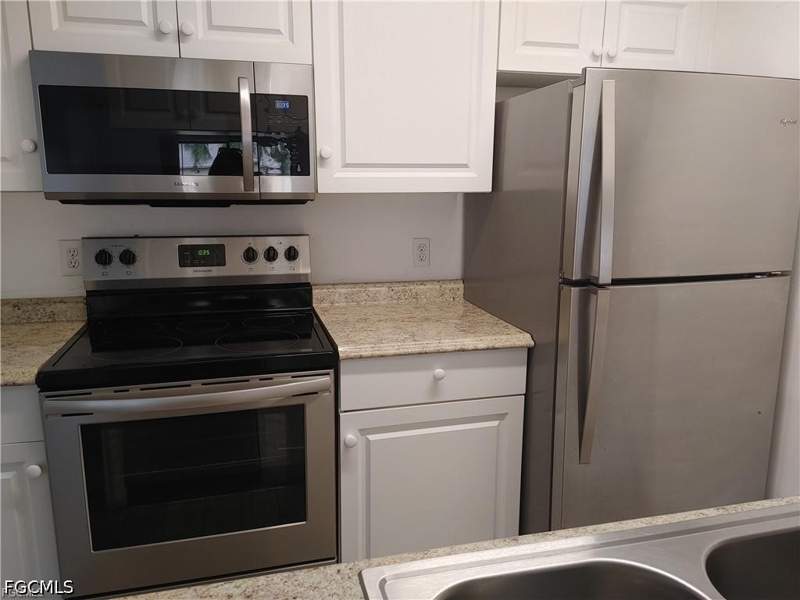 2 bedroom Condominium at 5311 Summerlin Rd 1109, Mystic Gardens, Fort Myers — photo 5