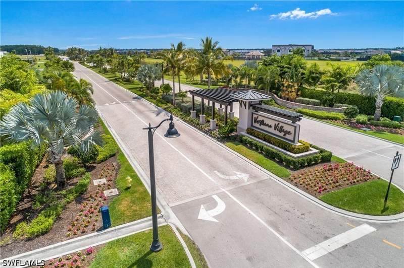 5 bedroom SingleFamilyResidence at 20100 Napa Loop, Verdana Village, Estero — photo 4