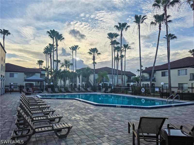 3 bedroom Condominium at 3407 Winkler Ave 304, Renaissance Village, Fort Myers — photo 1