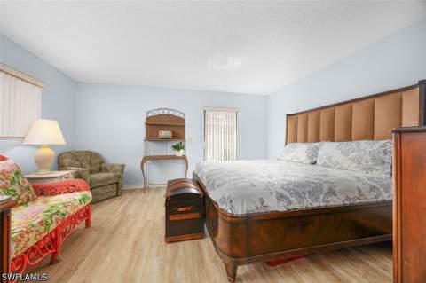 114 Cypress Way E D3, Naples FL - photo 11 of 29