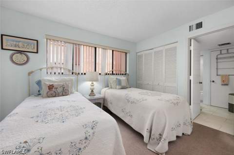 114 Cypress Way E D3, Naples FL - photo 20 of 29