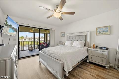 5830 Trailwinds Dr 824, Fort Myers FL - photo 19 of 39