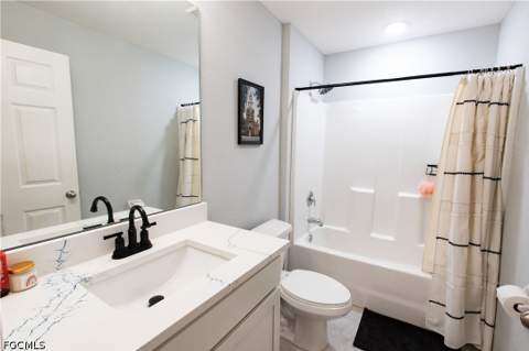 3715 Teakwood St, Fort Myers FL - photo 10 of 22