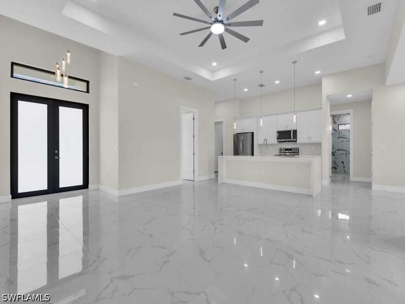 4 bedroom SingleFamilyResidence at 611 Lincoln Ave, Lehigh Acres, Lehigh Acres — photo 1