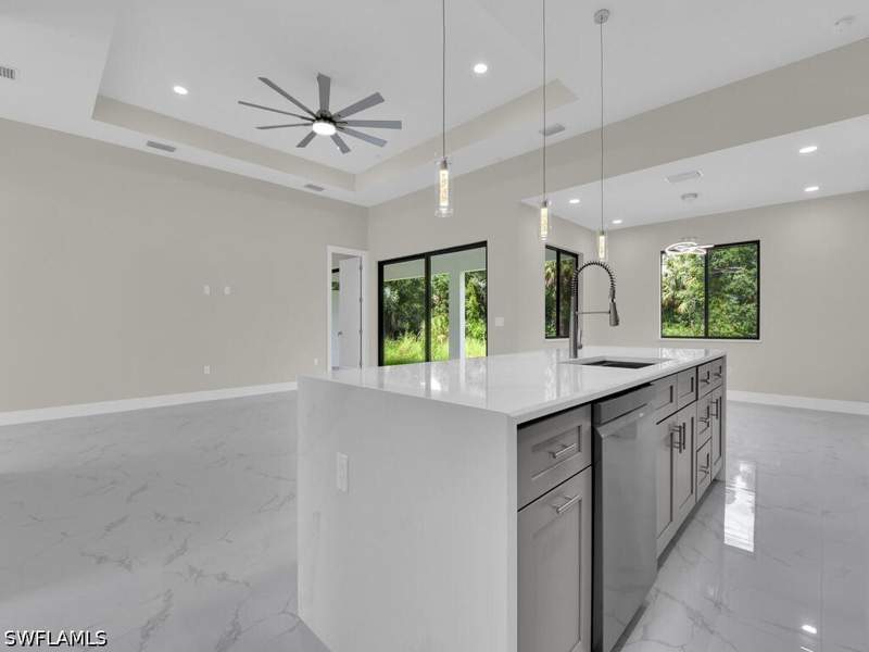 4 bedroom SingleFamilyResidence at 611 Lincoln Ave, Lehigh Acres, Lehigh Acres — photo 4