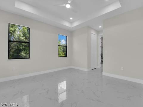 611 Lincoln Ave, Lehigh Acres FL - photo 6 of 22