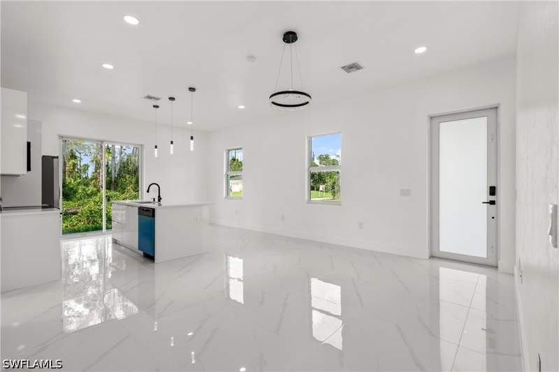 3 bedroom SingleFamilyResidence at 936 Anthony E, Lehigh Acres, Lehigh Acres — photo 3