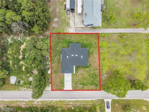 3502 E 10th St, Lehigh Acres FL - photo 6 of 29