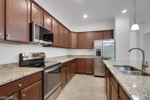 9469 Foxglove Ln, Naples FL - photo 6 of 50