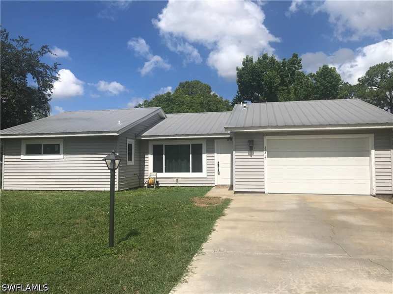 2 bedroom SingleFamilyResidence at 323 Ohio Rd, Leeland Heights, Lehigh Acres — photo 1