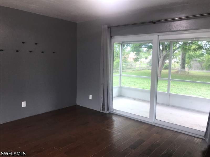 2 bedroom SingleFamilyResidence at 323 Ohio Rd, Leeland Heights, Lehigh Acres — photo 5