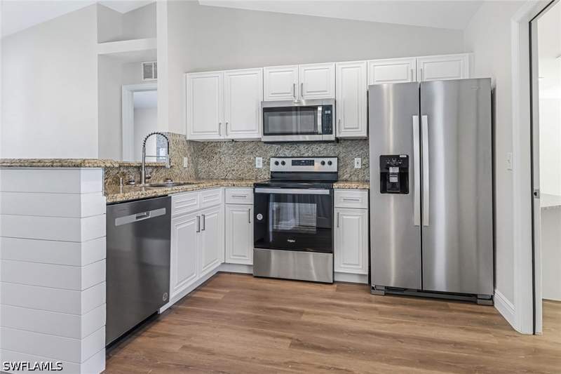 3 bedroom SingleFamilyResidence at 2921 2nd Ave SE, Golden Gate Estates, Naples — photo 4