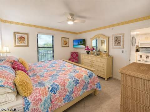 600 Neapolitan Way 449, Naples FL - photo 14 of 44