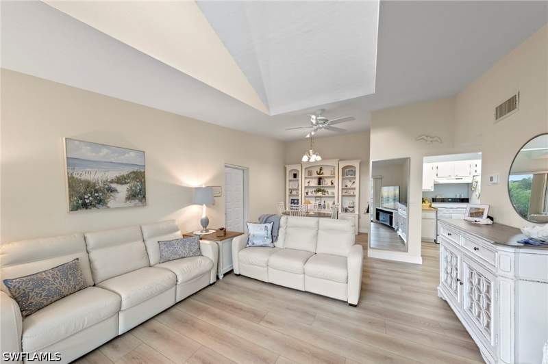 2 bedroom Condominium at 9970 Sailview Ct 20, Pine Ridge Of Fort Myers Village, Fort Myers — photo 4