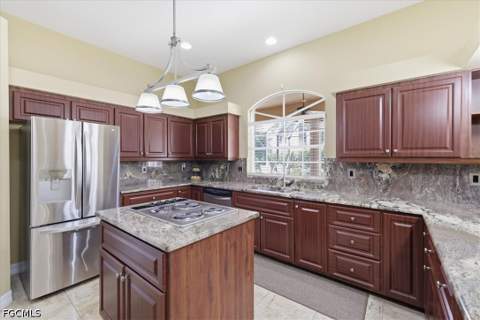 14760 Royal Oak Ct, Fort Myers FL - photo 15 of 37