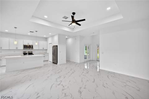 810 Jackson Ave, Lehigh Acres FL - photo 8 of 34