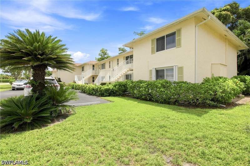 2 bedroom Condominium at 550 Teryl Rd 2302, Glades Country Club, Naples — photo 2