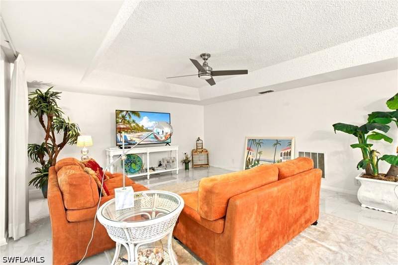 2 bedroom Condominium at 550 Teryl Rd 2302, Glades Country Club, Naples — photo 4