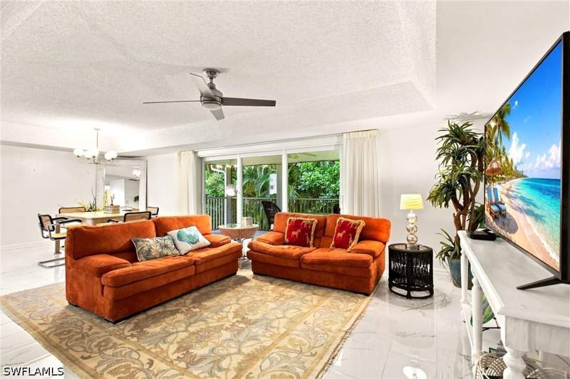 2 bedroom Condominium at 550 Teryl Rd 2302, Glades Country Club, Naples — photo 5