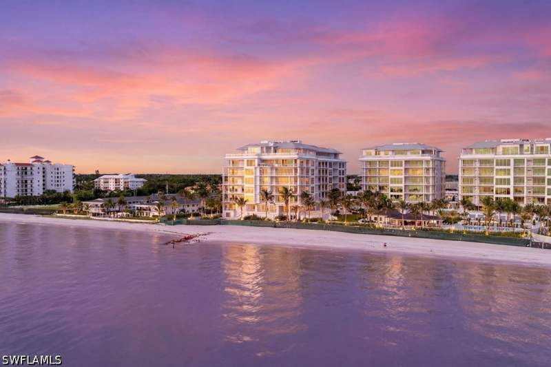 3 bedroom Condominium at 901 Gulf Shore Blvd N C-304, Naples Beach Club Bldg C, Naples — photo 2
