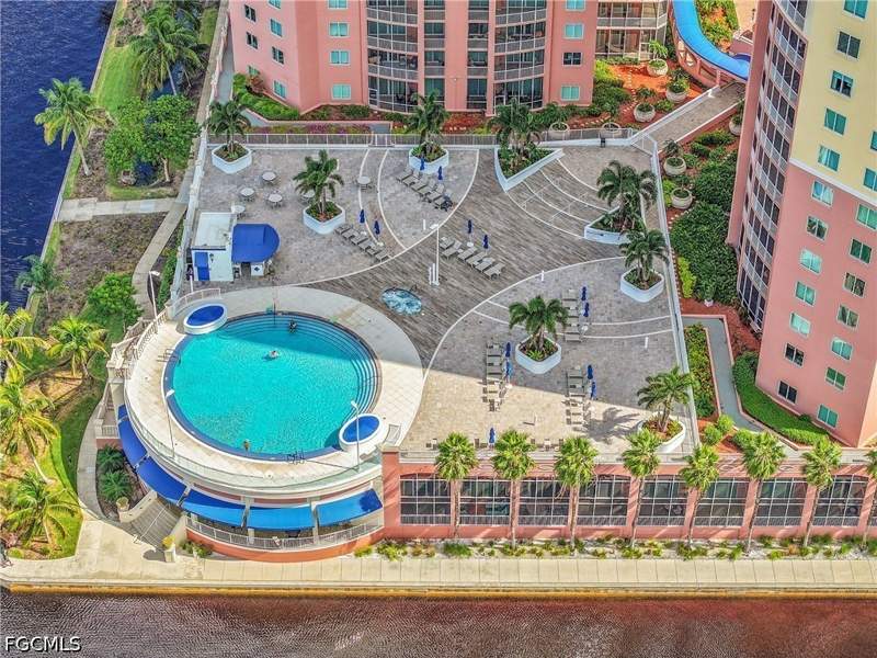 3 bedroom Condominium at 2743 1st St 1006, Riviera, Fort Myers — photo 3