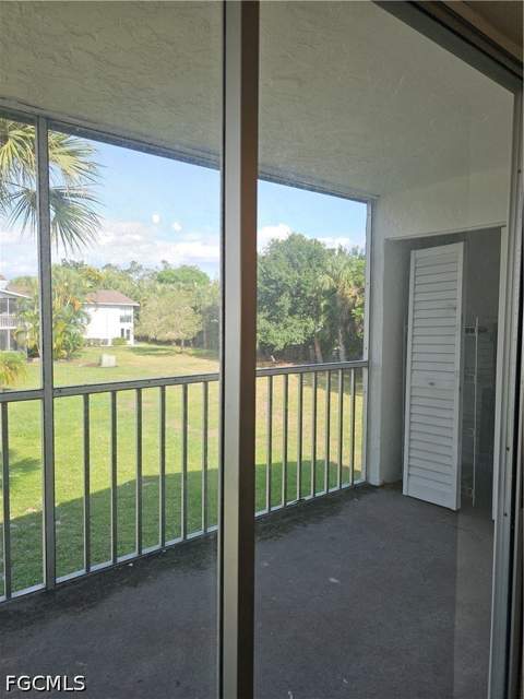 8101 Country Rd 201, Fort Myers FL - photo 16 of 34