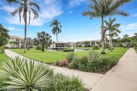 788 Park Shore Dr E14, Naples FL - photo 19 of 29