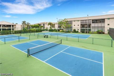 788 Park Shore Dr E14, Naples FL - photo 24 of 29