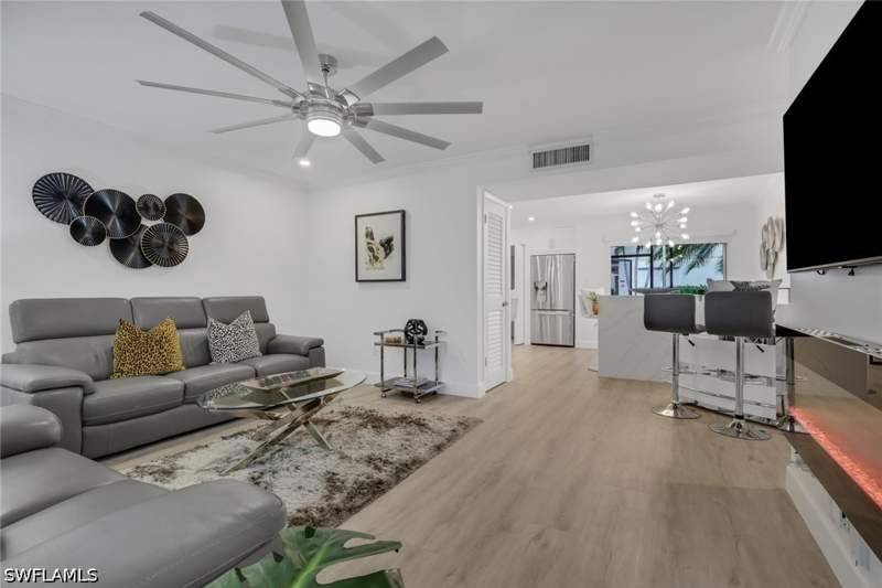 2 bedroom Condominium at 788 Park Shore Dr E14, Hidden Lake Villas, Naples — photo 3