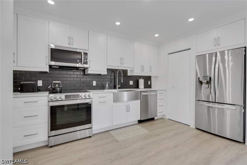 2 bedroom Condominium at 788 Park Shore Dr E14, Hidden Lake Villas, Naples — photo 5