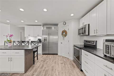 12213 Star Shell Dr, Matlacha Isles FL - photo 17 of 50