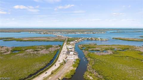 12213 Star Shell Dr, Matlacha Isles FL - photo 8 of 50
