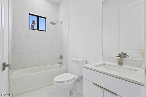 2130 NE 26th St, Cape Coral FL - photo 10 of 30