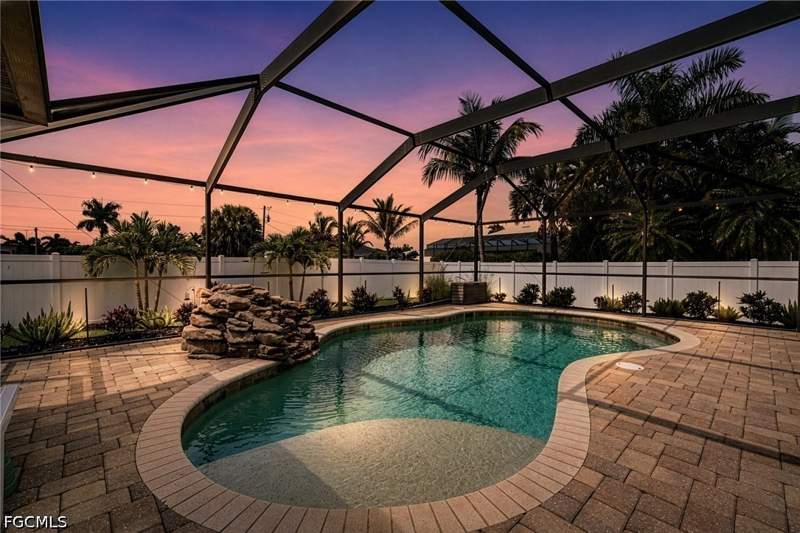 3 bedroom SingleFamilyResidence at 3504 SW 6th St, Cape Coral, Cape Coral — photo 2