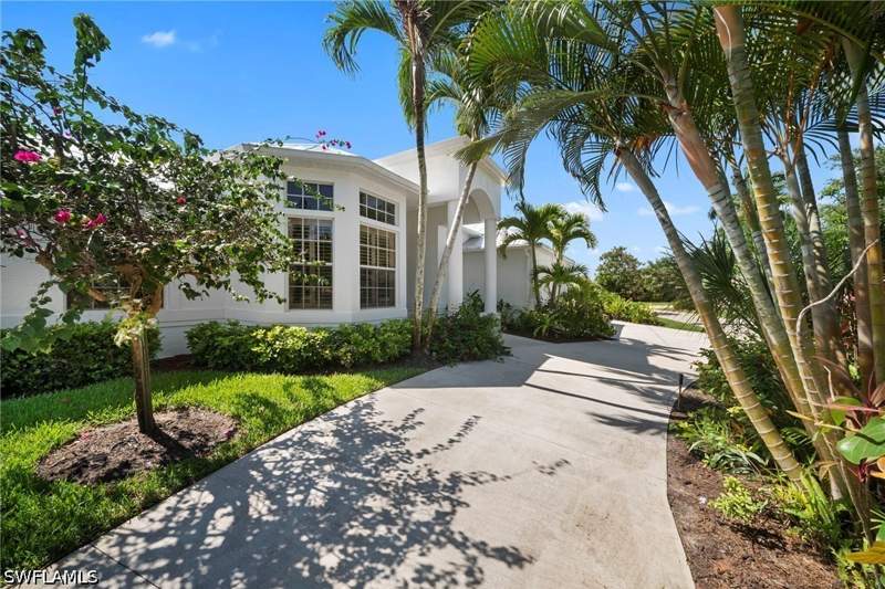 4 bedroom SingleFamilyResidence at 3951 Preserve Way, Fountain Lakes, Estero — photo 4