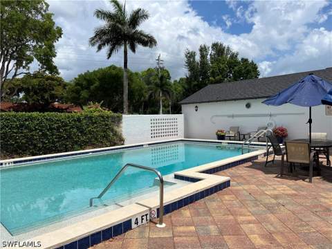 4300 Belair Ln 9, Naples FL - photo 10 of 25