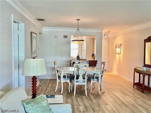 4300 Belair Ln 9, Naples FL - photo 6 of 25