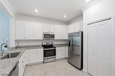 1689 Alameda Dr, Naples FL - photo 13 of 41