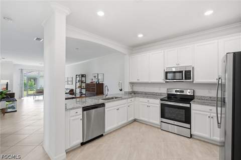 1689 Alameda Dr, Naples FL - photo 14 of 41