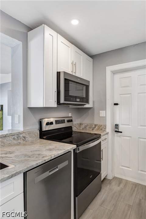 216 Fairweather Ln, Fort Myers Beach FL - photo 13 of 47