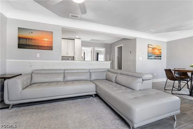 3 bedroom SingleFamilyResidence at 216 Fairweather Ln, Beach Estates, Fort Myers Beach — photo 5