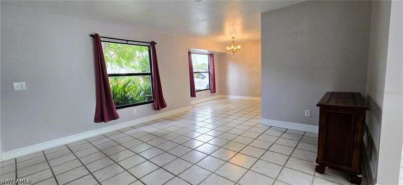 2 bedroom SingleFamilyResidence at 1031 Averly St, Whiskey Creek, Fort Myers — photo 4