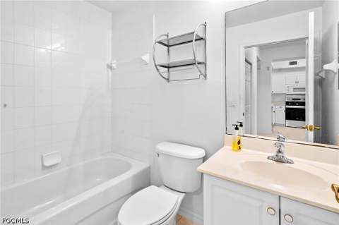 14571 Legends Blvd N 103, Fort Myers FL - photo 14 of 26