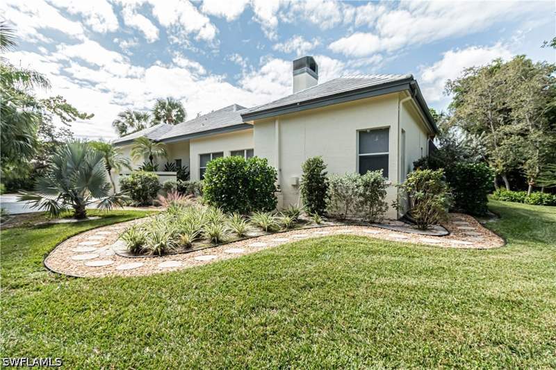 5 bedroom SingleFamilyResidence at 3310 Riverpark Ct, Riverwalk, Bonita Springs — photo 2