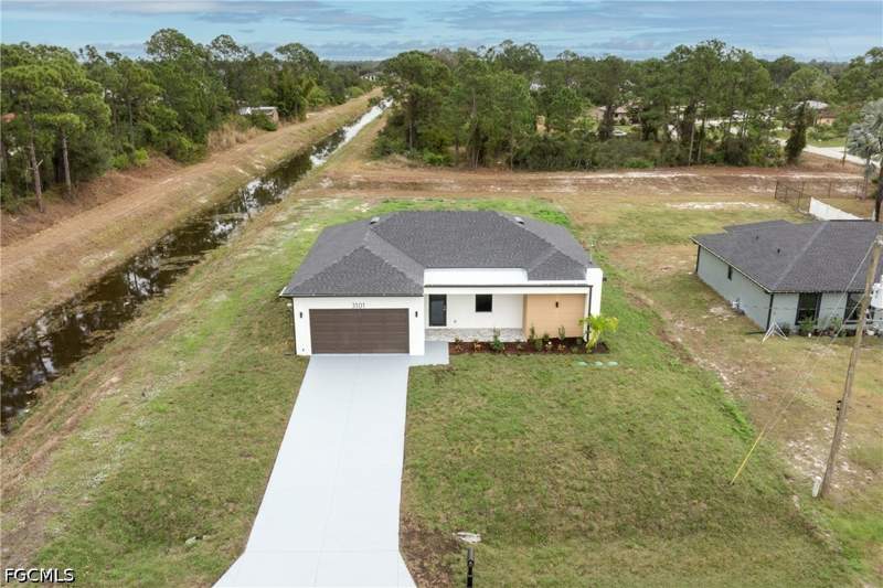 3 bedroom SingleFamilyResidence at 3101 Inez Ave S, Lehigh Acres, Lehigh Acres — photo 4